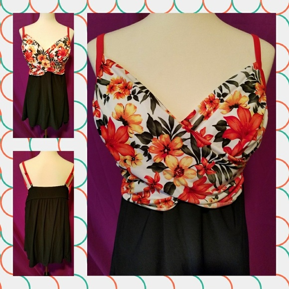 Catalina Other - NWOT Suddenly Slim Catalina Swimsuit